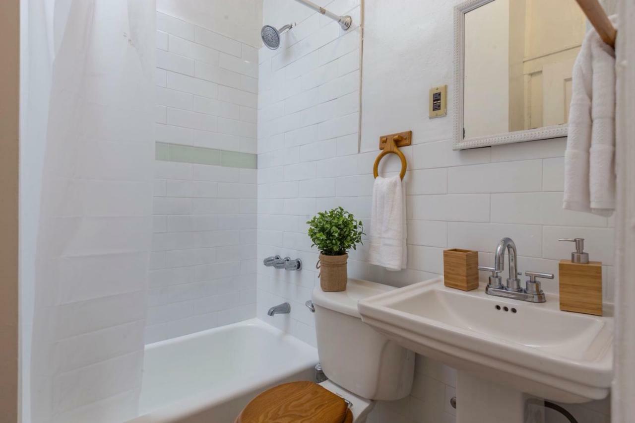 Lavish 3 Bedroom Apt In Williamsburg!! New York Luaran gambar